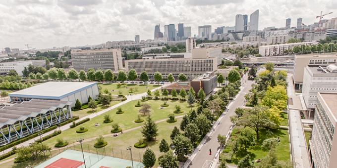 Université Paris-Nanterre, vue sur La Défense